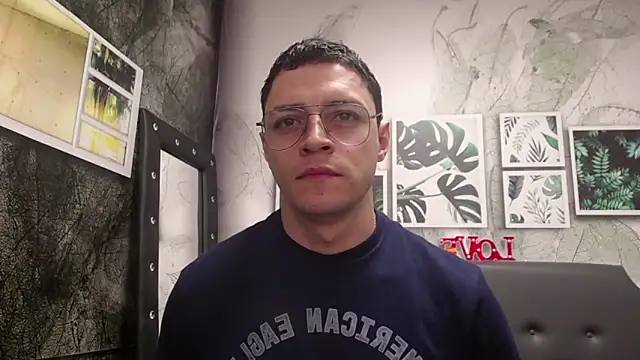 Frank Millers online show from September 12, 2025, 7:24 pm