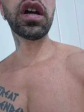 badbrown online show from November 17, 2025, 1:31 am