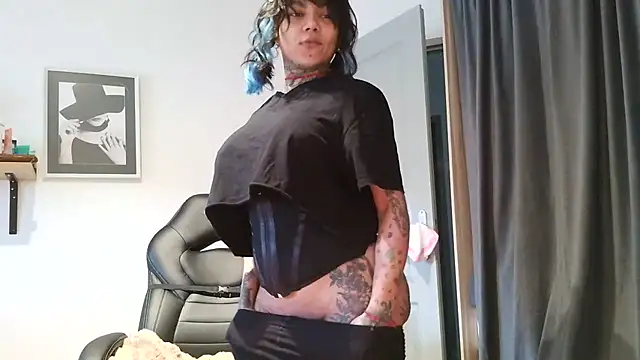 serena  vedette online show from February 3, 2026, 12:32 pm