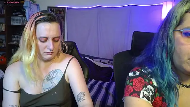 Evelan420 online show from April 17, 2026, 12:35 am