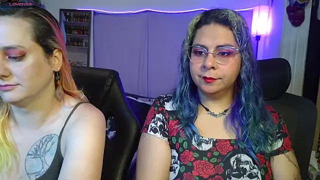 Evelan420 online show from April 16, 2026, 7:25 pm