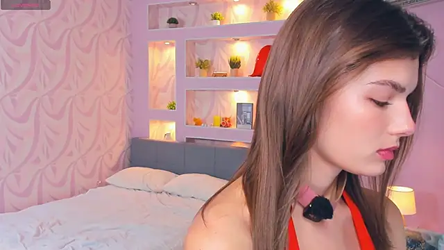 FloraDobb online show from April 11, 2026, 6:43 am