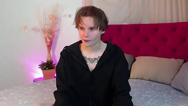 DemianEnglen online show from April 11, 2026, 9:24 am