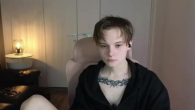 Snapshot of DemianEnglen chatting on June 1, 2026, 10:09 pm DemianEnglen online show from June 1, 2026, 10:09 pm