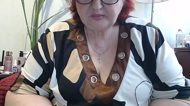 Snapshot of DeniseeRosea chatting on May 9, 2026, 7:45 am DeniseeRosea online show from May 9, 2026, 7:45 am