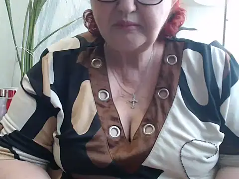 Snapshot of DeniseeRosea chatting on May 18, 2026, 4:40 am DeniseeRosea online show from May 18, 2026, 4:40 am