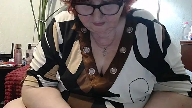 Snapshot of DeniseeRosea chatting on May 8, 2026, 1:42 am DeniseeRosea online show from May 8, 2026, 1:42 am