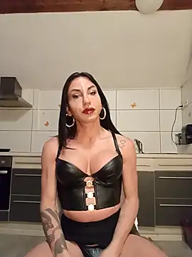 Snapshot of PiccolaDany chatting on September 26, 2025, 5:09 pm PiccolaDany online show from September 26, 2025, 5:09 pm