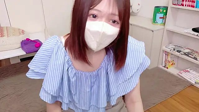 Snapshot of NA-KAREN-V8 chatting on June 7, 2026, 4:45 pm NA-KAREN-V8 online show from June 7, 2026, 4:45 pm