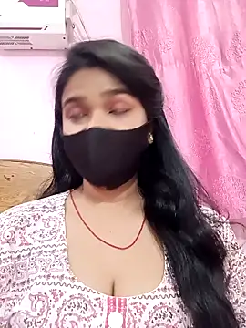 Snapshot of Simran-001 chatting on March 20, 2025, 5:47 pm Simran-001 online show from March 20, 2025, 5:47 pm
