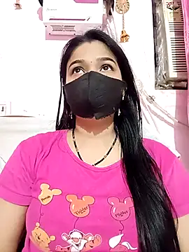 Snapshot of Simran-001 chatting on October 27, 2025, 5:36 pm Simran-001 online show from October 27, 2025, 5:36 pm