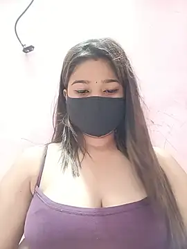 Simran-001 online show from July 28, 2026, 1:21 pm