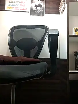 RaviRoy2326 online show from February 11, 2025, 4:11 am