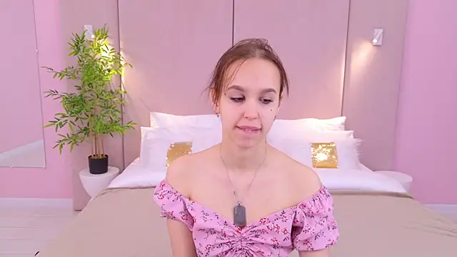 Snapshot of SandraTucker chatting on February 23, 2025, 3:02 am SandraTucker online show from February 23, 2025, 3:02 am