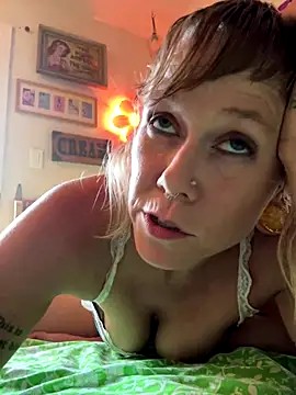 Snapshot of I_am_babydoll chatting on October 14, 2025, 2:39 pm I am babydoll online show from October 14, 2025, 2:39 pm