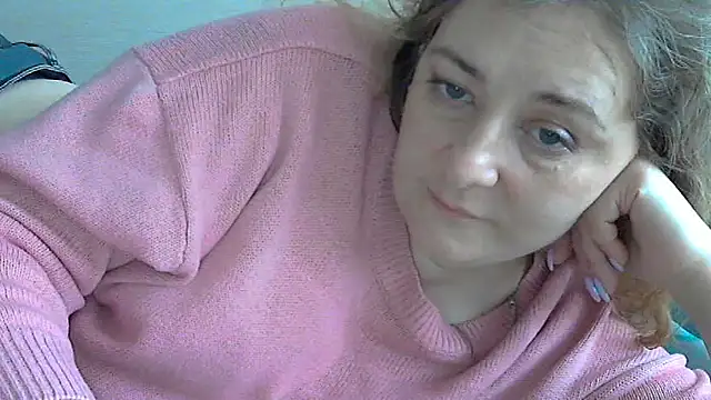 WriterInna44 online show from February 28, 2025, 10:41 am