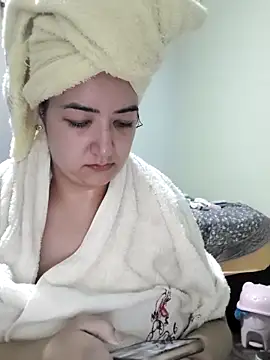 Snapshot of Byabundao chatting on February 19, 2025, 8:52 pm Byabundao online show from February 19, 2025, 8:52 pm