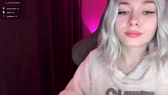 Snapshot of Ohmy_Nora_ chatting on March 7, 2025, 4:13 am Ohmy Nora  online show from March 7, 2025, 4:13 am