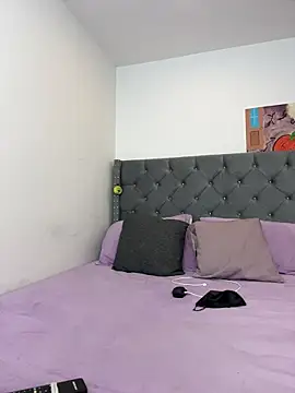 Snapshot of KarlaWild chatting on October 31, 2025, 5:09 pm KarlaWild online show from October 31, 2025, 5:09 pm