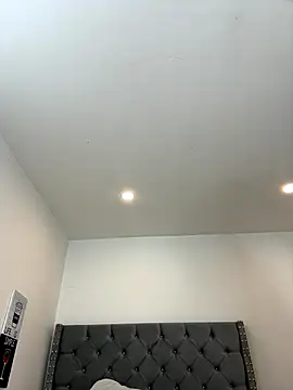 Snapshot of KarlaWild chatting on September 8, 2025, 2:49 pm KarlaWild online show from September 8, 2025, 2:49 pm