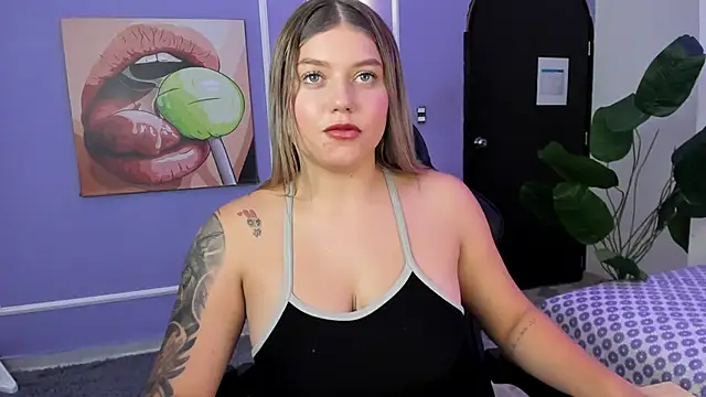 alaia greyy online show from December 3, 2025, 2:16 pm