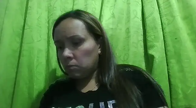 Snapshot of Isabella_boom chatting on February 3, 2025, 1:19 am Isabella boom online show from February 3, 2025, 1:19 am
