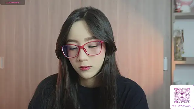 sophi lii online show from April 21, 2026, 8:37 pm