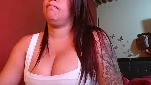 Tammyymilf online show from October 18, 2025, 1:24 pm