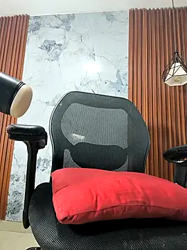 xxxhotbbc online show from October 28, 2025, 7:02 pm