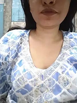 Snapshot of cute_IndianBabe chatting on July 17, 2026, 1:14 am cute IndianBabe online show from July 17, 2026, 1:14 am