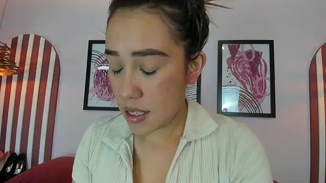 Lannajansen online show from October 5, 2025, 2:52 pm