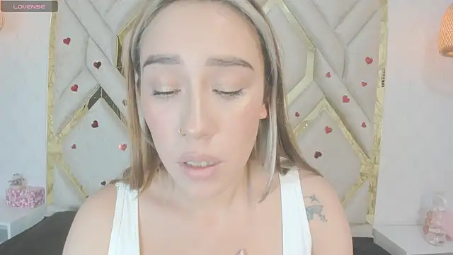 Lannajansen online show from March 13, 2025, 5:28 pm