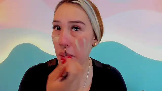 Snapshot of Lannajansen chatting on February 18, 2026, 2:13 pm Lannajansen online show from February 18, 2026, 2:13 pm