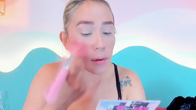 Lannajansen online show from December 3, 2025, 12:48 pm