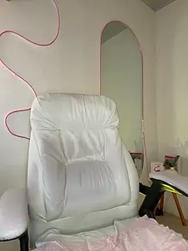 Sofi BBW online show from February 5, 2026, 12:45 pm