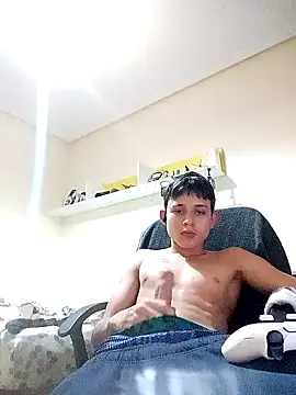 Snapshot of S4nt1luXx chatting on November 23, 2025, 9:14 pm S4nt1luXx online show from November 23, 2025, 9:14 pm