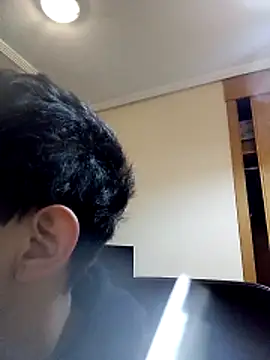 Snapshot of S4nt1luXx chatting on November 28, 2025, 10:04 am S4nt1luXx online show from November 28, 2025, 10:04 am