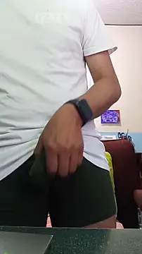 Andre16c online show from April 14, 2026, 4:01 pm