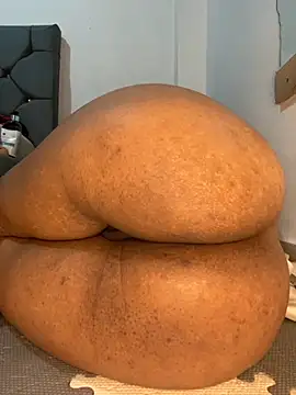 Snapshot of Charlotte_bronxxx chatting on September 25, 2025, 10:38 pm Charlotte bronxxx online show from September 25, 2025, 10:38 pm