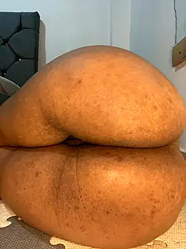 Snapshot of Charlotte_bronxxx chatting on September 20, 2025, 10:26 pm Charlotte bronxxx online show from September 20, 2025, 10:26 pm