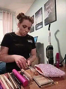 barbieinbondage7 online show from May 7, 2026, 9:29 pm