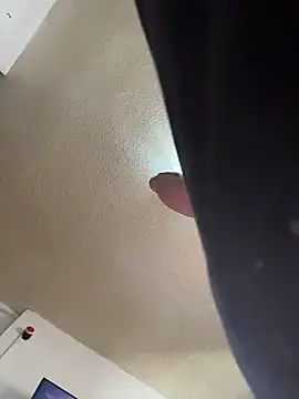 Snapshot of paullliliu chatting on September 29, 2025, 10:04 pm paullliliu online show from September 29, 2025, 10:04 pm