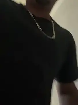 Snapshot of paullliliu chatting on January 22, 2025, 4:12 pm paullliliu online show from January 22, 2025, 4:12 pm