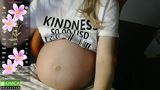 crystalyss online show from October 8, 2025, 2:24 am