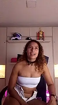 Snapshot of Zoedaniels chatting on March 5, 2025, 8:42 pm Zoedaniels online show from March 5, 2025, 8:42 pm