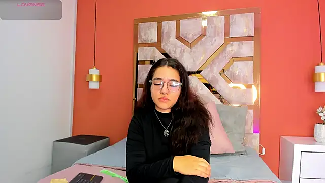 Billie Jhonson  online show from September 15, 2025, 1:28 am