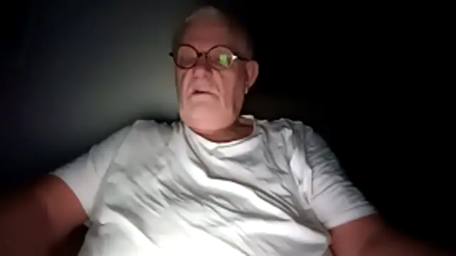 hanshwmenm001 online show from January 26, 2025, 5:56 am