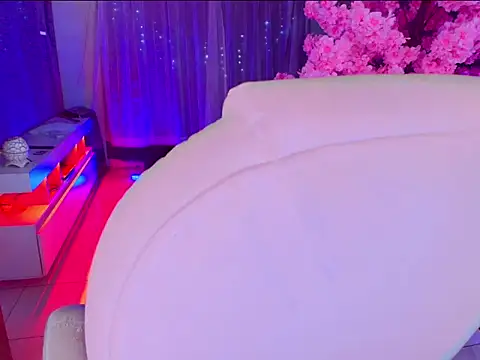 latexgoddes online show from October 23, 2025, 1:26 am