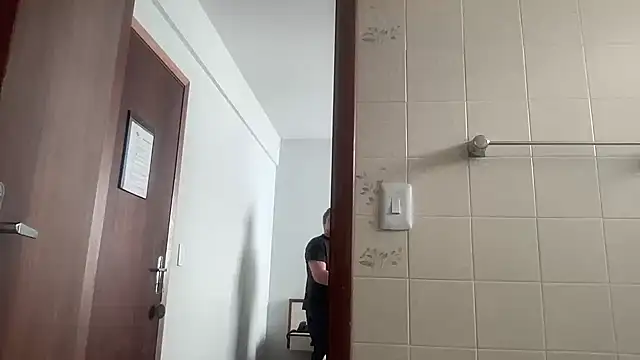 Snapshot of Taurino_gostoso chatting on October 21, 2025, 7:24 pm Taurino gostoso online show from October 21, 2025, 7:24 pm