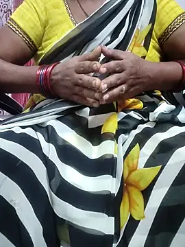 laxmitelugu78 online show from February 7, 2025, 6:35 am